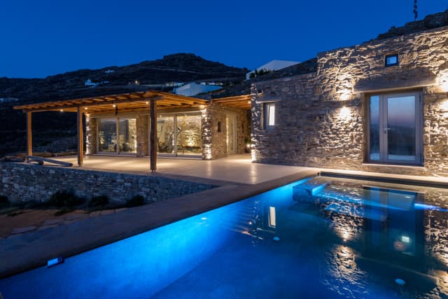 Ambra Villa 3
