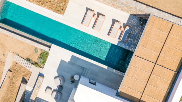 Azure Villa 4