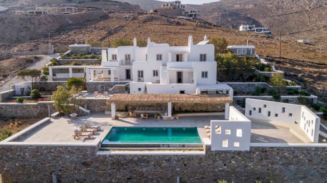 Bohemian Villa 2