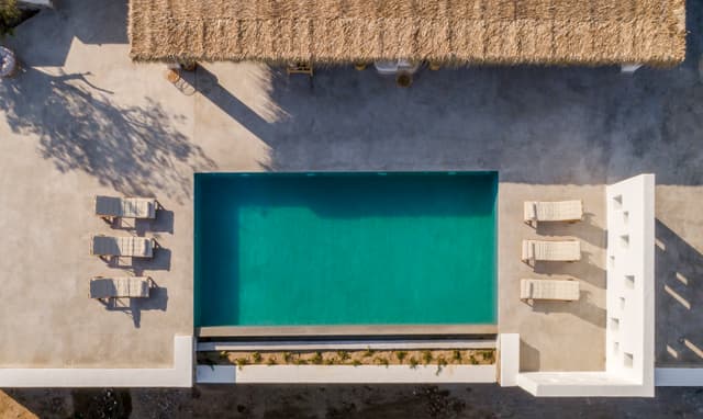 Bohemian Villa 4