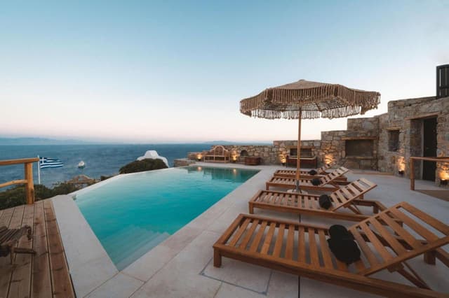 Manode Villa