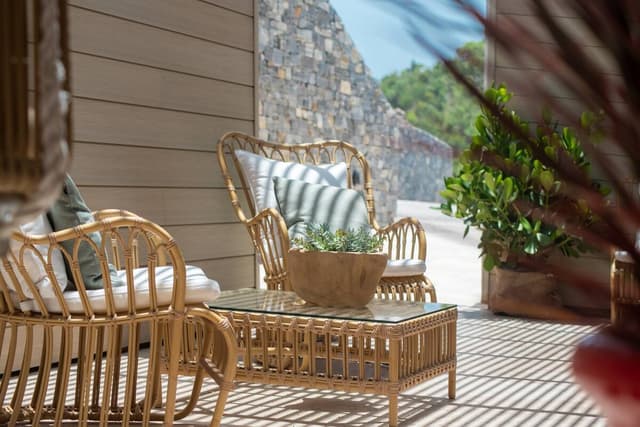 Mary Villa 6