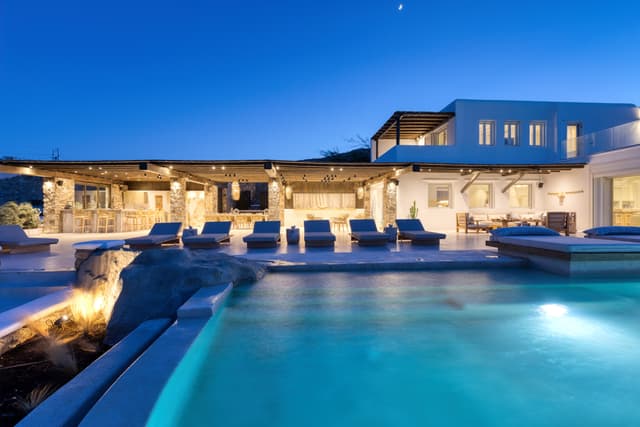 Normos 7 Villa