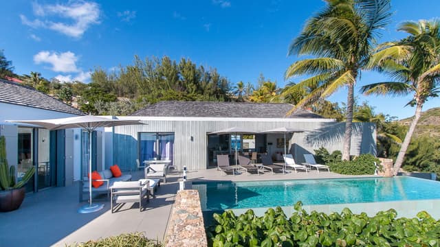 R&M Villa 2