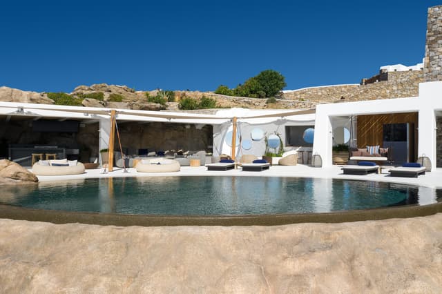 Roma Villa 4
