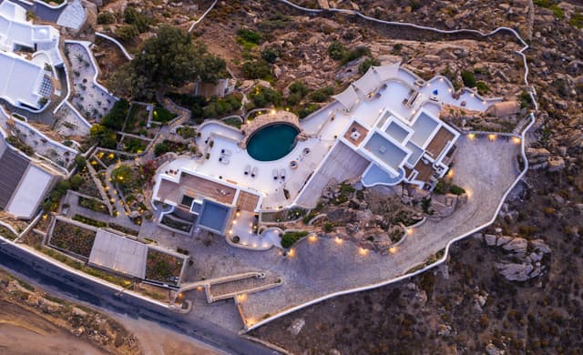 Roma Villa 5