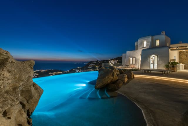 The Rock Villa 6