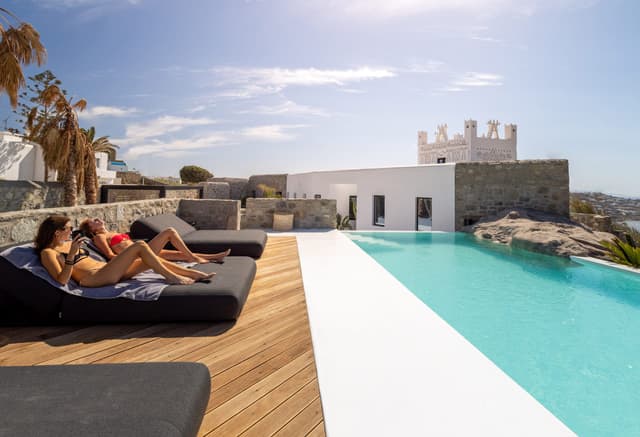 Ultra Villa 7