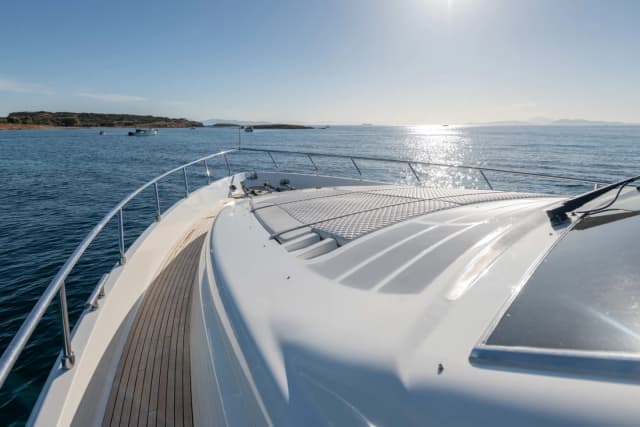 Ferretti 68 2
