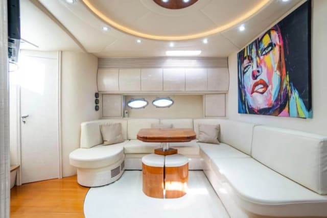 Pershing 54 5